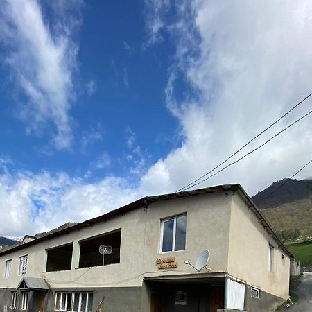 Shaulini Hotel Kashveti Bagian luar foto