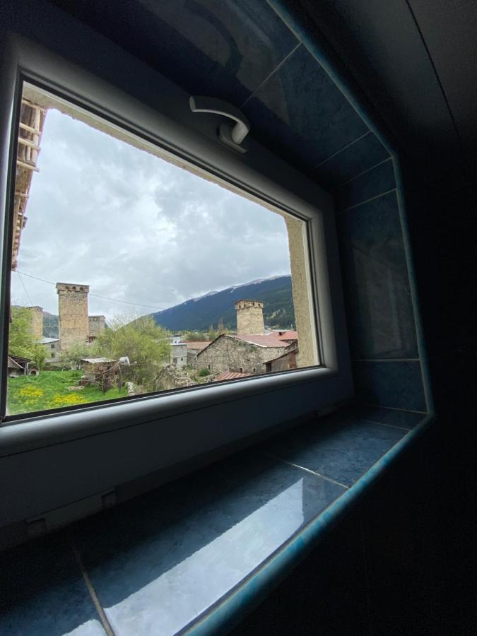 Shaulini Hotel Kashveti Bagian luar foto