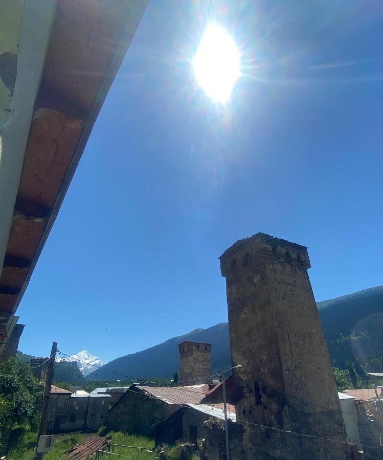 Shaulini Hotel Kashveti Bagian luar foto