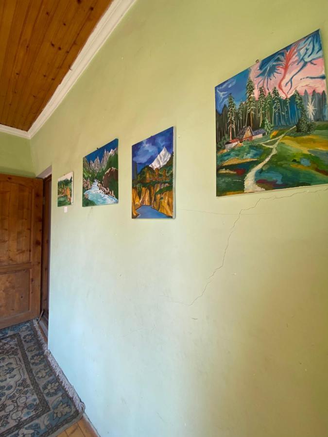 Shaulini Hotel Kashveti Bagian luar foto