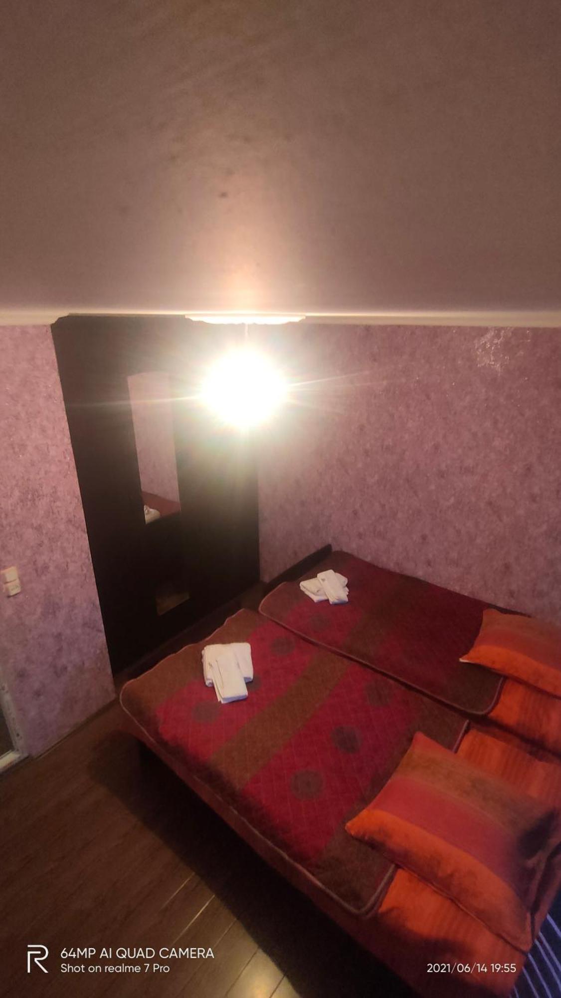 Shaulini Hotel Kashveti Ruang foto